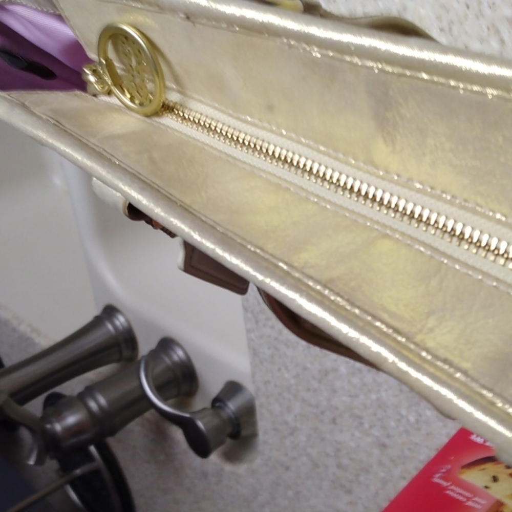 Coach Handbag - Picture 4 of 4